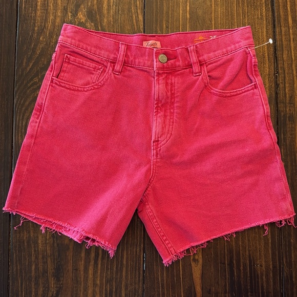 NEW Faherty Sunwashed Denim Short in Pink - Picture 5 of 7